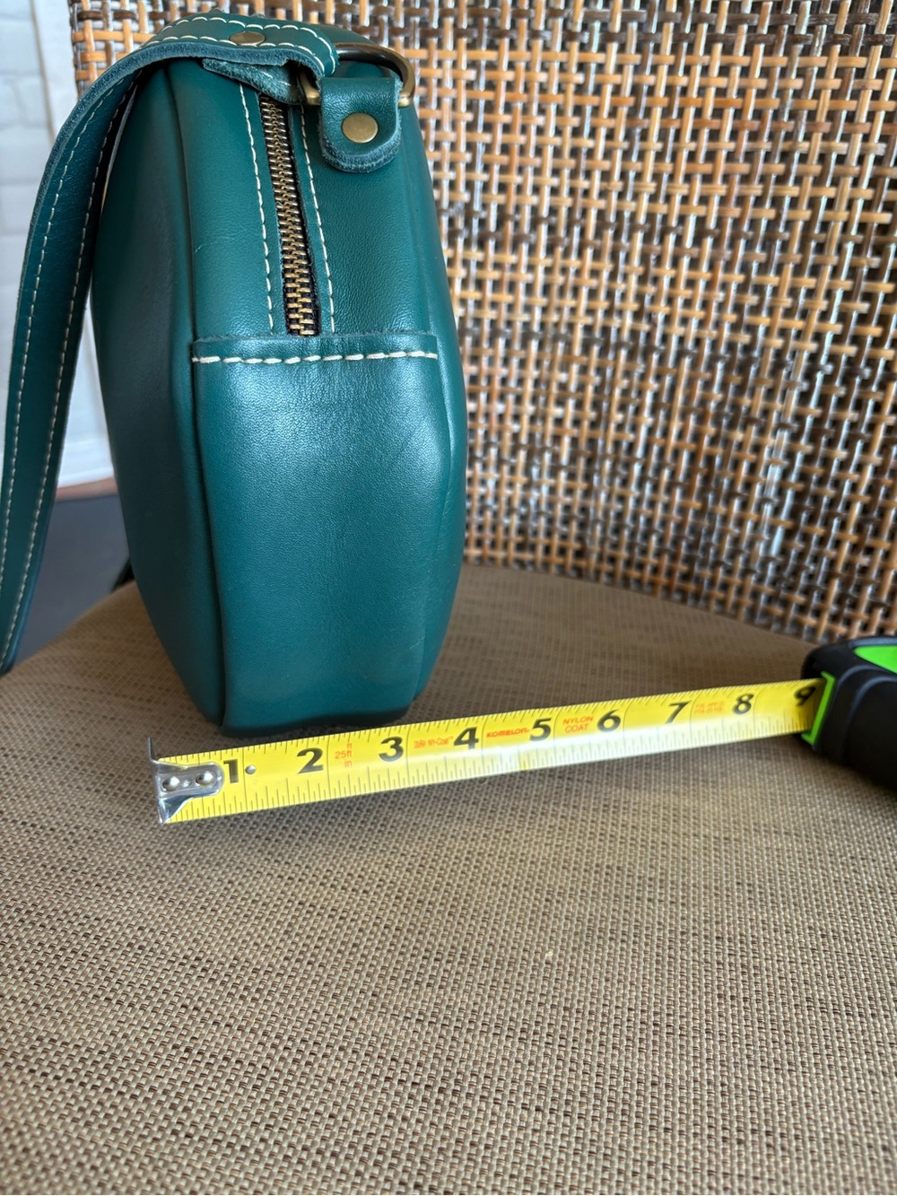 Portland Leather Teal Round Crossbody Purse - in great condition! - Picture 6 of 9